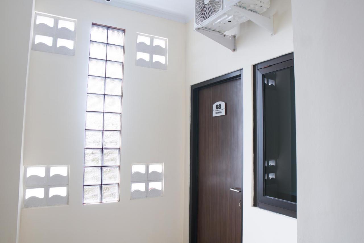 Hostel Kost Eksklusif Teduh Salakan Exteriér fotografie