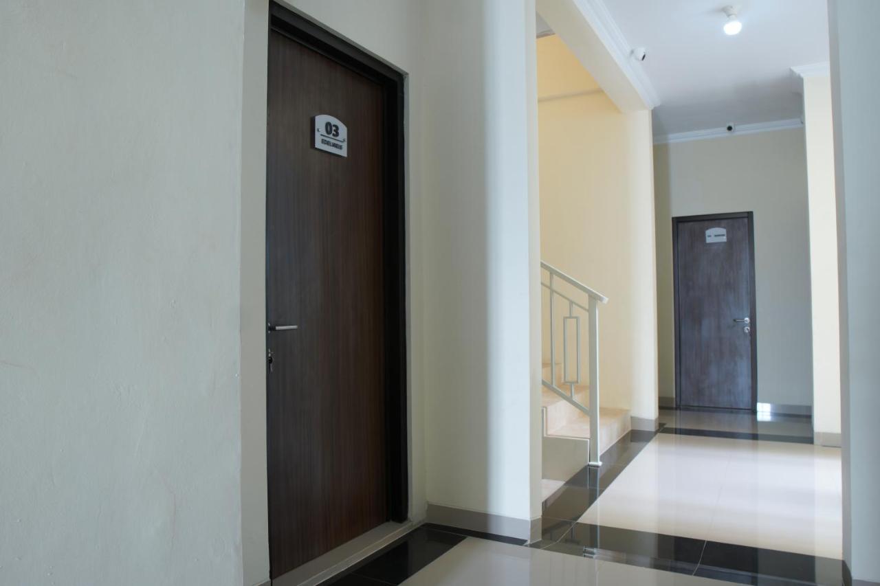 Hostel Kost Eksklusif Teduh Salakan Exteriér fotografie